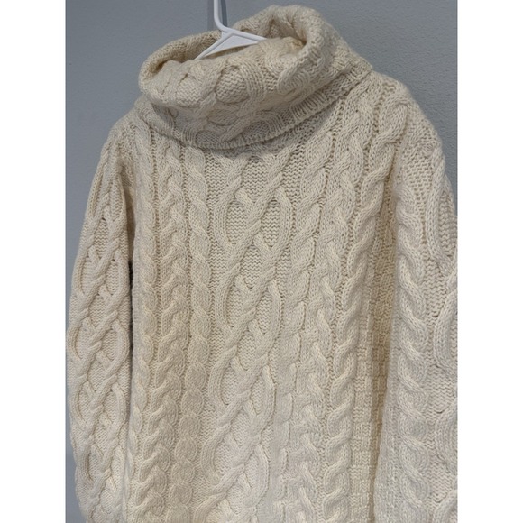 Inis Crafts Merino Wool Cable Knit Sweater Women Medium M Chunky Made in Ireland - Picture 2 of 4
